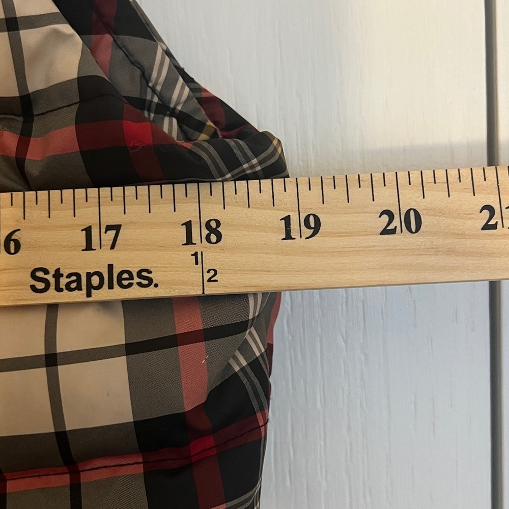 Eddie Bauer Down Vest Plaid Small  pockets Zip Snap Enclosure Cabincore Vintage - Picture 10 of 14